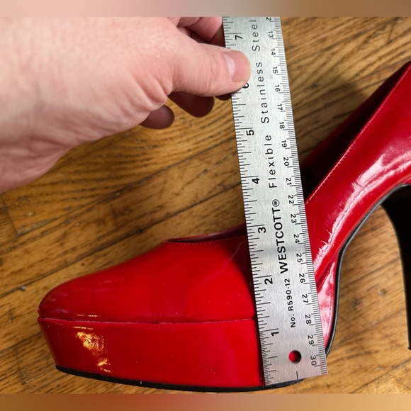 PLEASER RED PLATFORMS - Picture 12 of 14